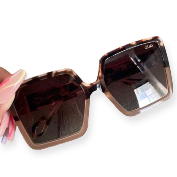 QUAY Almost Ready Sunglasses Polarized Tortoise Doe Frame Brown Fade Lens NWT - Picture 8 of 11
